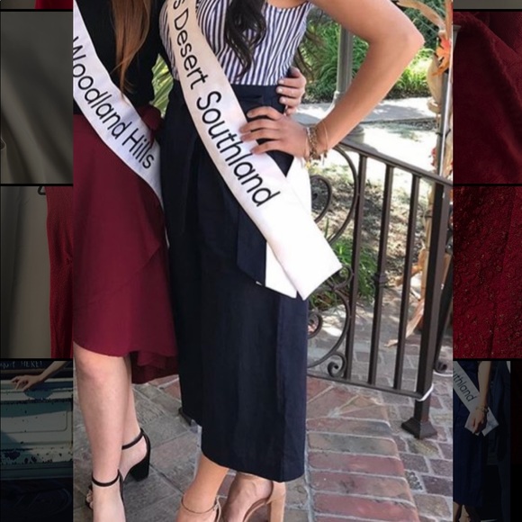 Navy Eliza J, size 0 jumpsuit - Picture 3 of 3